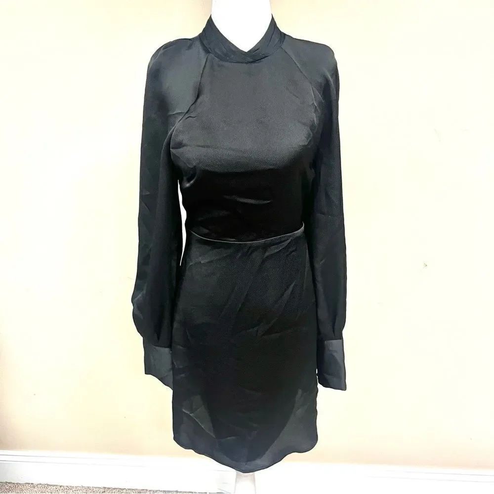 Express fitted black dress with balloon sleeves Sz XS